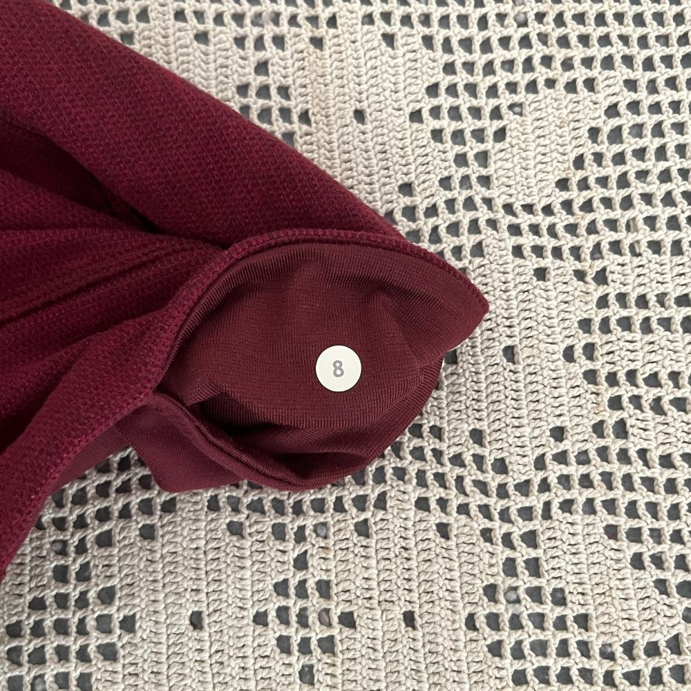 Lululemon Boogie Short Raspberry Size 8 Rare - image 5